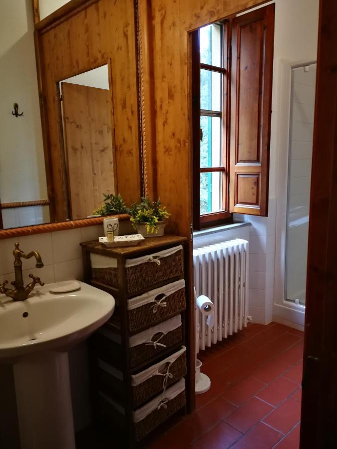 Stunning Country House Overlooking Tuscany Hills Lorenzana Zewnętrze zdjęcie