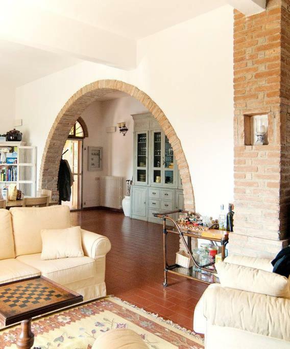 Stunning Country House Overlooking Tuscany Hills Lorenzana Zewnętrze zdjęcie