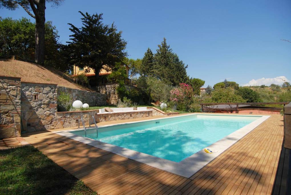 Stunning Country House Overlooking Tuscany Hills Lorenzana Zewnętrze zdjęcie