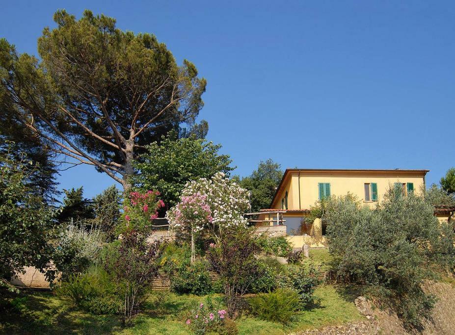 Stunning Country House Overlooking Tuscany Hills Lorenzana Zewnętrze zdjęcie